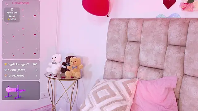 LunaOcampo  online show from September 22, 11:14 pm