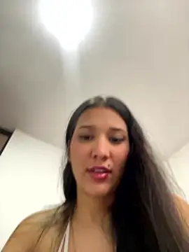 IsabellaJoness  online show from January 8, 8:24 pm