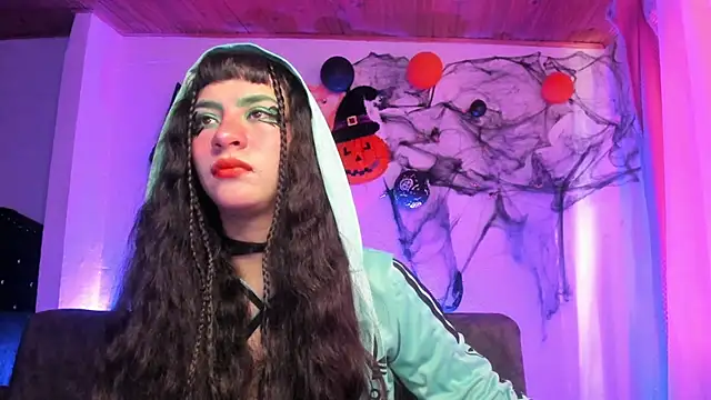 kitty  chs online show from November 14, 12:38 pm