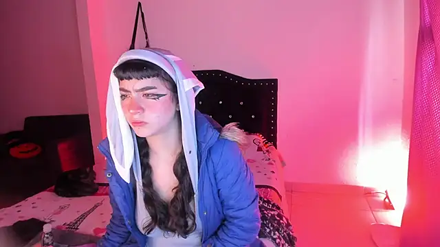 kitty  chs online show from November 24, 3:58 pm