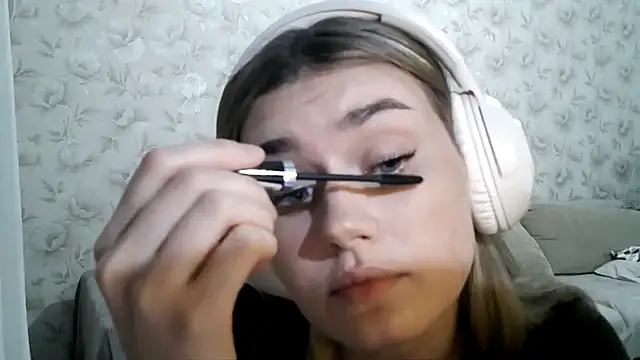 Snapshot of JerrieLoosle chatting on October 13, 5:26 pm JerrieLoosle online show from October 13, 5:26 pm