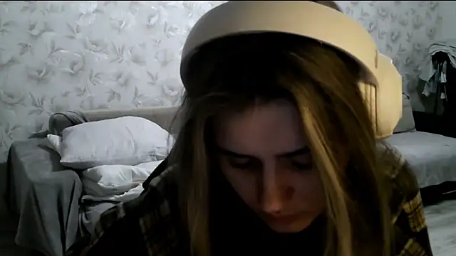 Snapshot of JerrieLoosle chatting on October 12, 3:47 pm JerrieLoosle online show from October 12, 3:47 pm