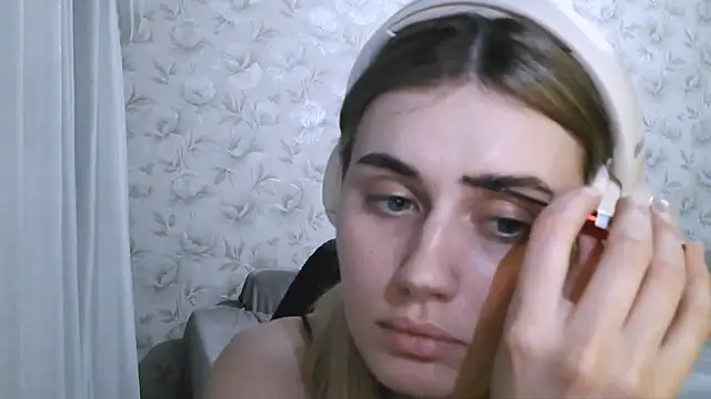 Snapshot of JerrieLoosle chatting on October 2, 4:34 pm JerrieLoosle online show from October 2, 4:34 pm