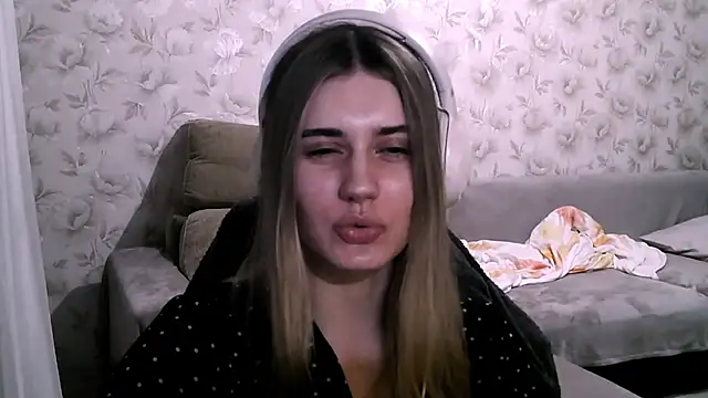 Snapshot of JerrieLoosle chatting on October 19, 4:42 pm JerrieLoosle online show from October 19, 4:42 pm