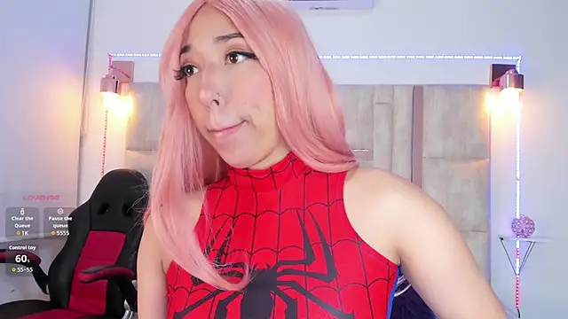 emily  walker online show from October 8, 12:53 pm