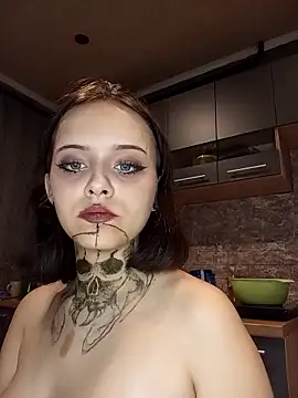 kisette online show from September 29, 5:40 pm