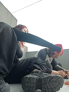 Iluromi online show from October 9, 8:13 pm