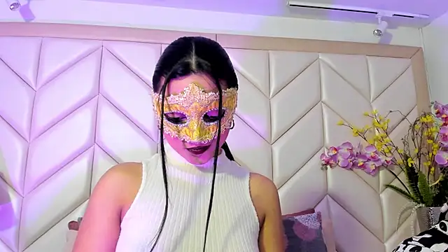 AriaBelles online show from October 9, 6:01 pm