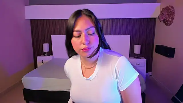 Snapshot of ZaraRosse7 chatting on September 30, 3:56 am ZaraRosse7 online show from September 30, 3:56 am