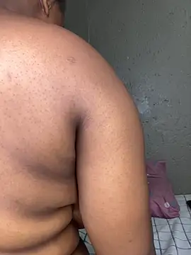 Bellabootie online show from February 14, 8:33 pm