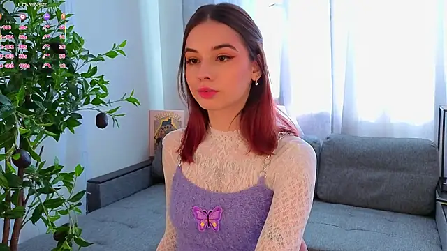 LunaraRada online show from March 20, 9:14 am