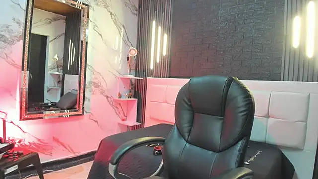 MaraBlake  online show from January 14, 2:05 am