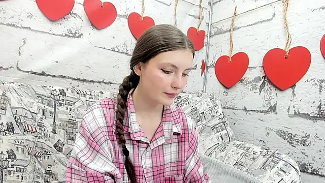 Shyly Lisa online show from September 30, 1:22 am