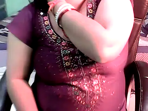 BABITA KUMARII online show from January 7, 6:11 pm