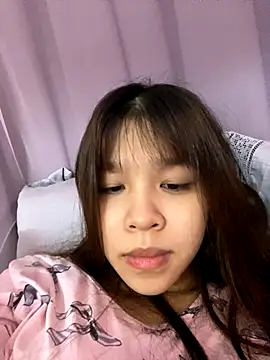 Snapshot of Hanaa07_ chatting on November 2, 2:15 am Hanaa07 online show from November 2, 2:15 am