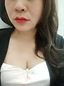 Girl Shy2000 online show from February 28, 3:44 pm