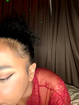 Snapshot of DarkFantisyxx chatting on October 21, 1:31 am DarkFantisyxx online show from October 21, 1:31 am