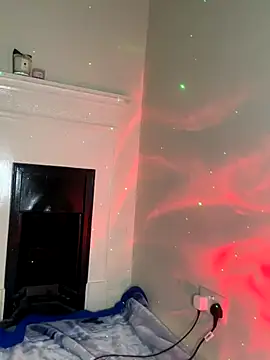 Snapshot of DarkFantisyxx chatting on October 13, 8:28 am DarkFantisyxx online show from October 13, 8:28 am