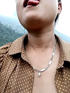 Samyy xx online show from February 22, 9:32 am