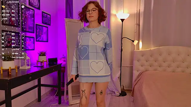 Bubblegum Babe  online show from September 30, 8:57 pm