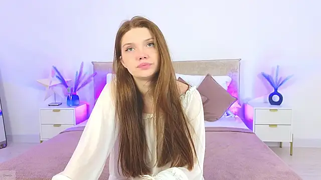 Snapshot of Nicole_Broown_ chatting on September 29, 10:04 pm Nicole Broown  online show from September 29, 10:04 pm