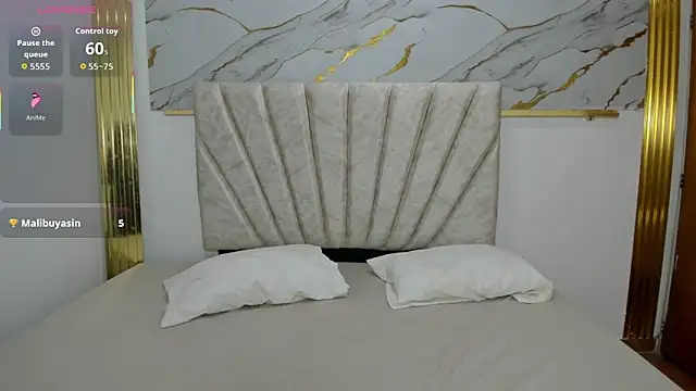 Amyra Rasi online show from October 31, 7:51 pm