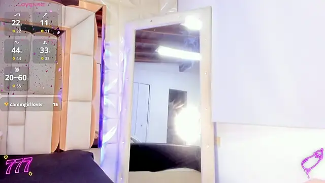 Sarah Adamss online show from April 1, 1:12 pm