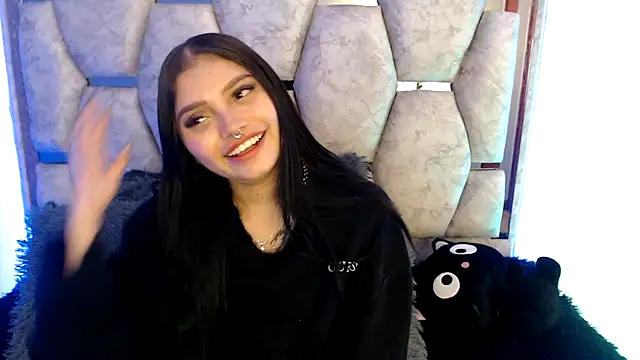 AnalyMilles online show from March 24, 9:36 am