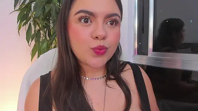 MissSofia 1 online show from November 22, 4:15 am