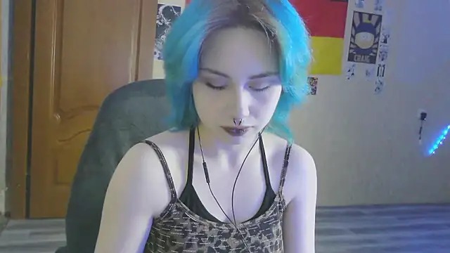 LeisaHopperstad online show from February 5, 2:09 pm