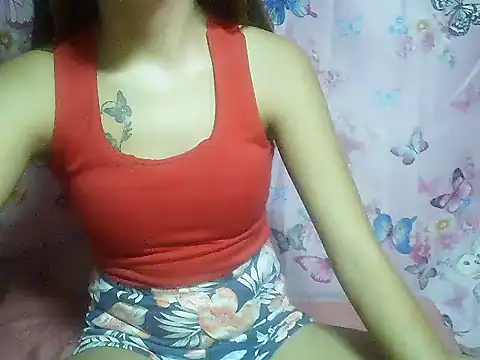 SweetPussie18x online show from November 10, 1:00 am