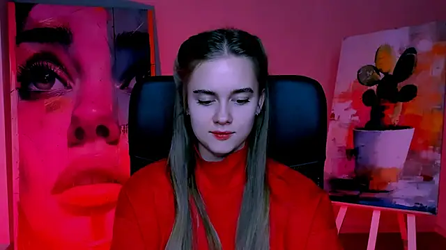 JuneWoods online show from November 24, 6:15 am