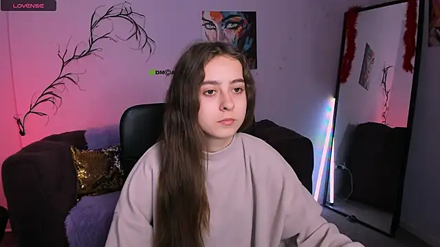 rebecca smile online show from November 20, 1:12 pm