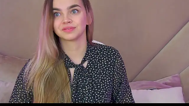 AnitaVenture online show from November 12, 4:21 am