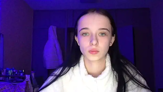 Emilia Light online show from February 10, 5:54 am