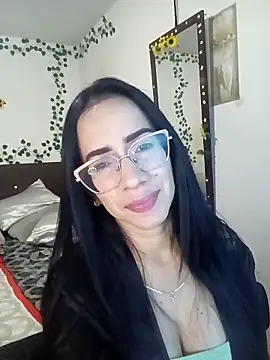 YaraDuartee online show from January 31, 11:47 pm