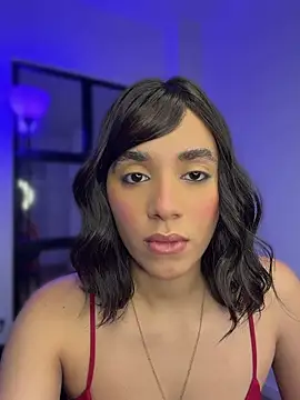 Capricho 01 online show from April 16, 6:18 pm