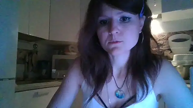 Arivonne online show from February 7, 9:51 pm