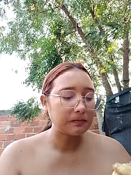 young dairy01 online show from February 18, 12:15 pm