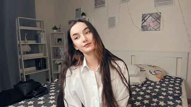 EmmaBuffley online show from October 31, 8:18 am