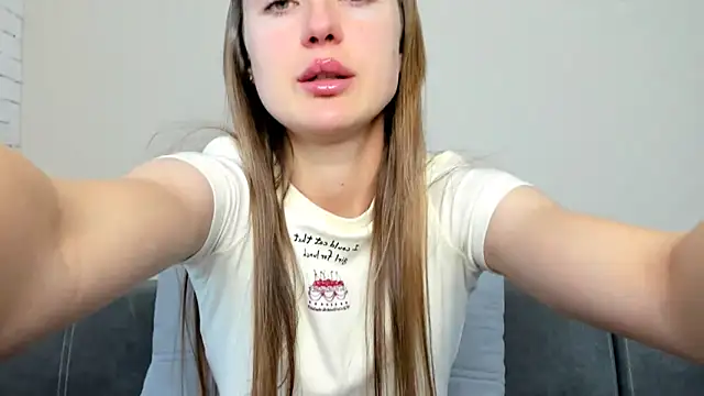 LilMary  online show from December 23, 10:08 am