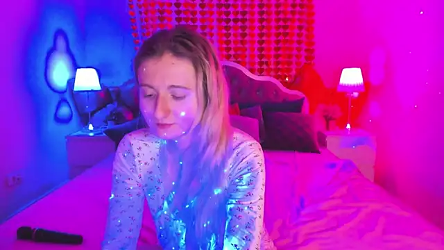 CamillaDreamer online show from February 12, 6:53 pm