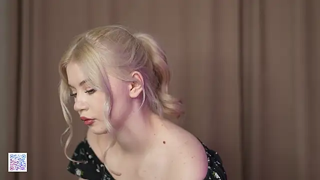 AshleyNikoo online show from November 21, 3:47 pm