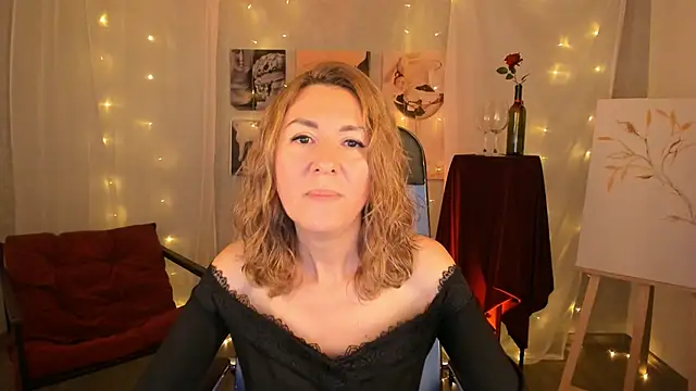 Snapshot of DonnaSmitth chatting on October 14, 3:58 pm DonnaSmitth online show from October 14, 3:58 pm