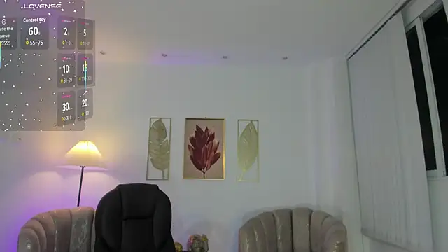 zharaa fox online show from January 9, 5:12 am