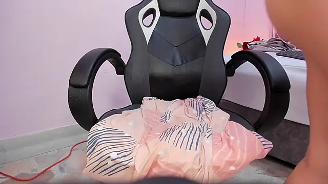 Amelia Rivas online show from January 7, 7:06 pm