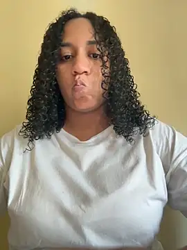 Snapshot of jesicamonroe44 chatting on October 20, 9:18 pm jesicamonroe44 online show from October 20, 9:18 pm