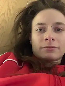 GoldenPussy1329 online show from February 5, 9:07 pm