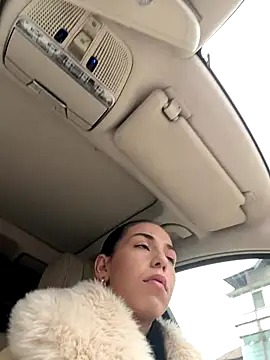 Aillineee1 online show from November 11, 9:28 am