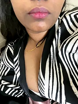 Tamilramyaa online show from October 1, 10:15 pm